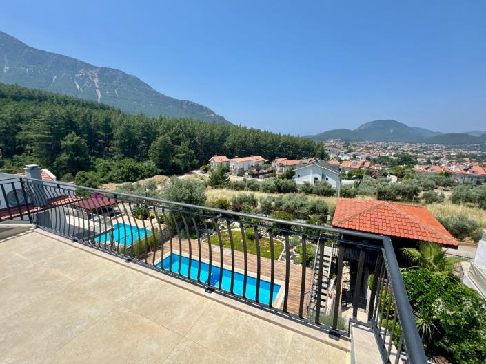 Image No.37-7 Bed Villa for sale