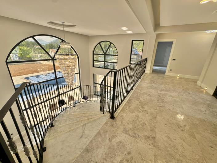 Image No.18-4 Bed Villa for sale