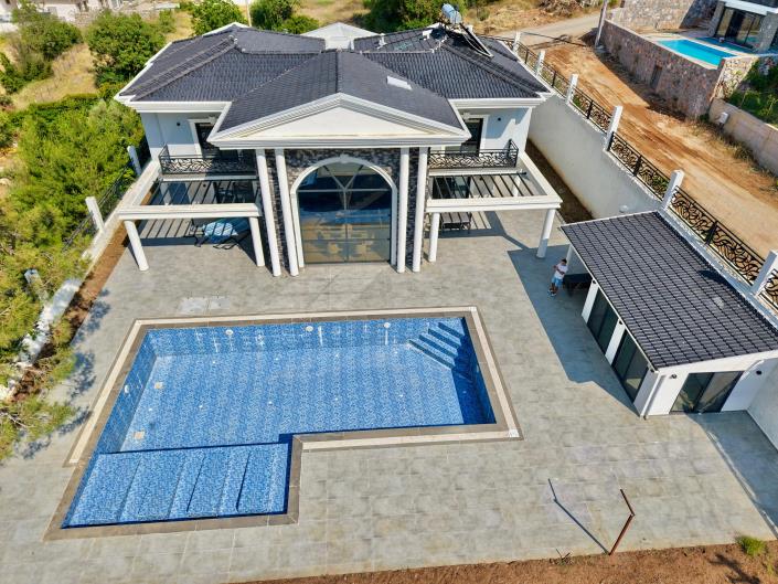 Image No.36-4 Bed Villa for sale