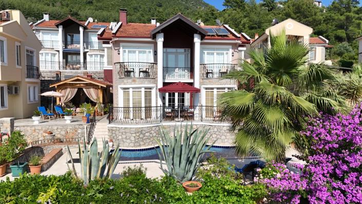 Image No.1-3 Bed Villa for sale