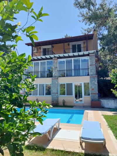 Image No.1-4 Bed Villa for sale