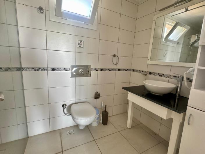 Image No.15-4 Bed Villa for sale