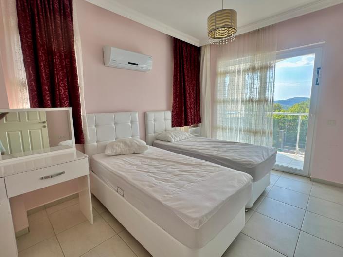 Image No.20-4 Bed Villa for sale