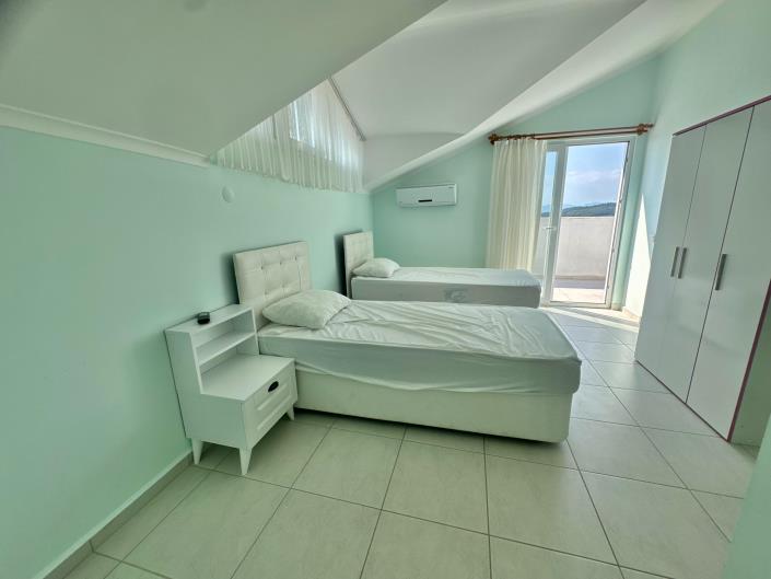 Image No.24-4 Bed Villa for sale