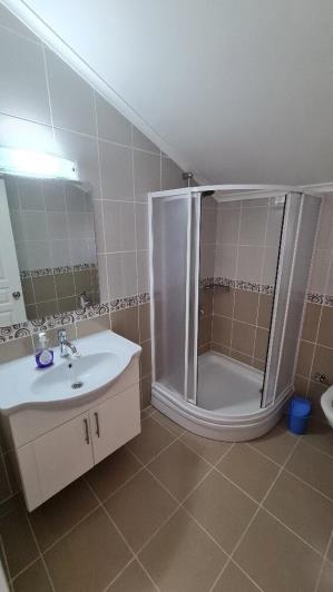 Image No.9-3 Bed Apartment for sale