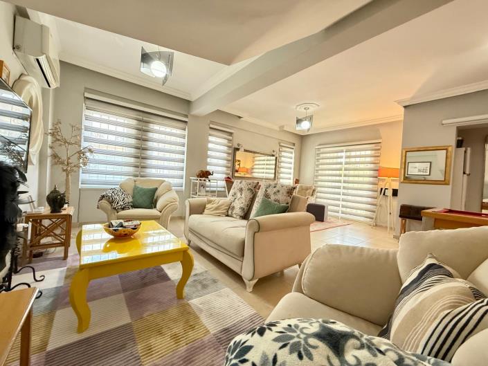 Image No.6-5 Bed Villa for sale