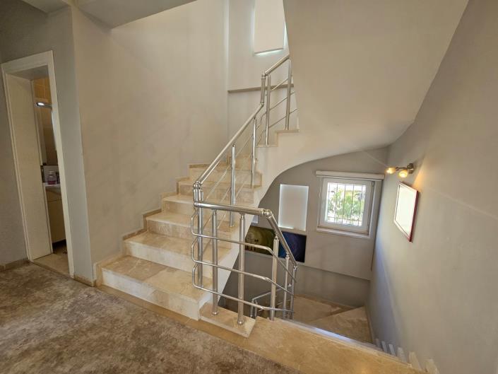 Image No.12-5 Bed Villa for sale