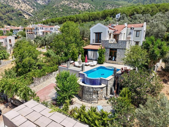 Image No.1-3 Bed Villa for sale