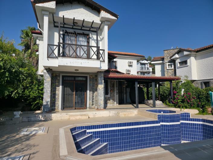 Image No.18-4 Bed Villa for sale