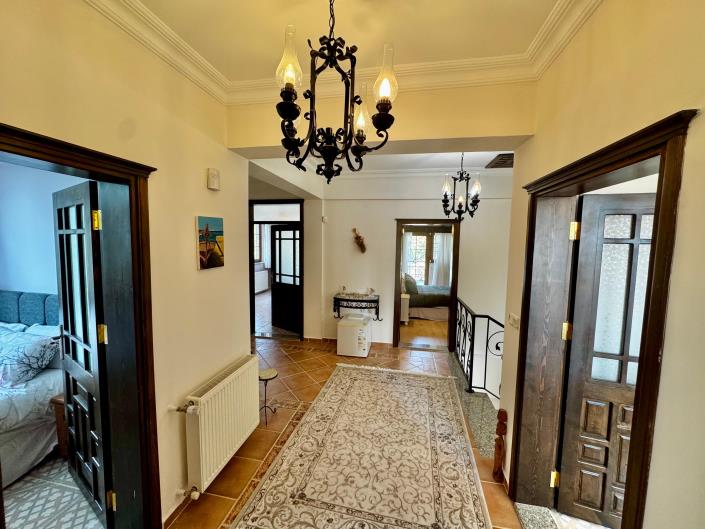 Image No.25-5 Bed Villa for sale