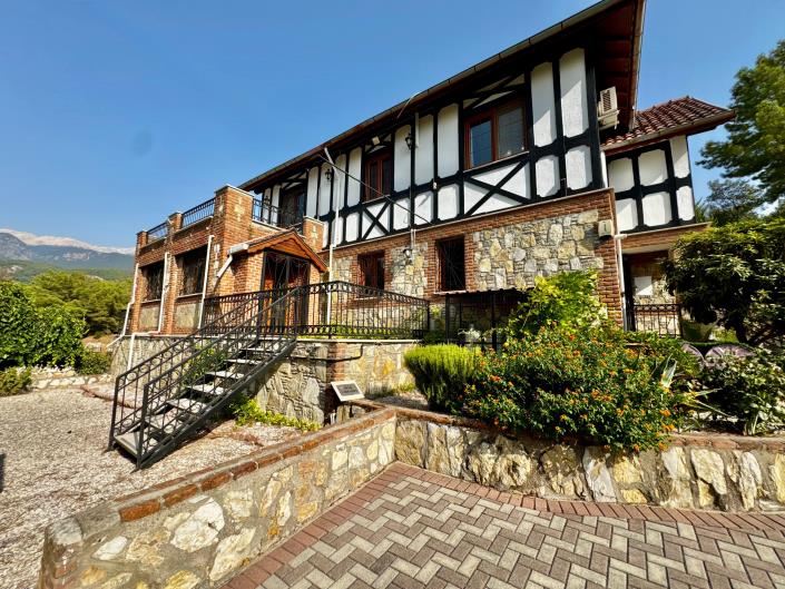 Image No.34-5 Bed Villa for sale