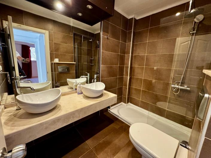 Image No.17-4 Bed Villa for sale