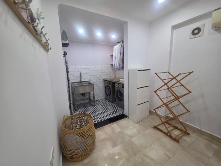 Image No.28-4 Bed Villa for sale