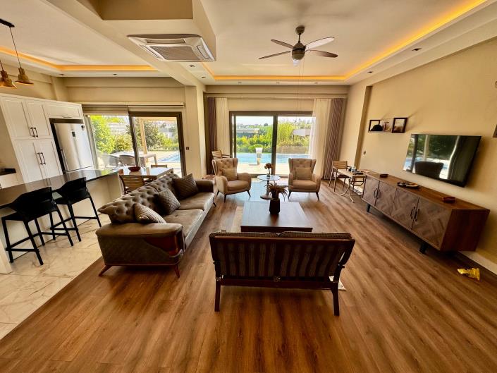 Image No.7-4 Bed House/Villa for sale