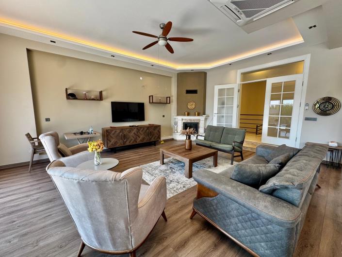 Image No.9-4 Bed House/Villa for sale