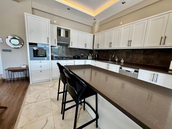 Image No.11-4 Bed House/Villa for sale