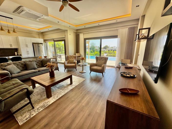 Image No.14-4 Bed House/Villa for sale