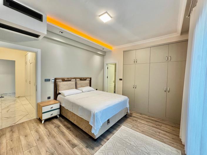 Image No.29-4 Bed House/Villa for sale