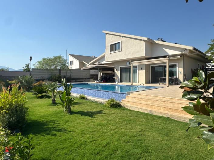 Image No.41-4 Bed House/Villa for sale