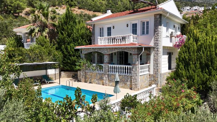 Image No.1-3 Bed Villa for sale