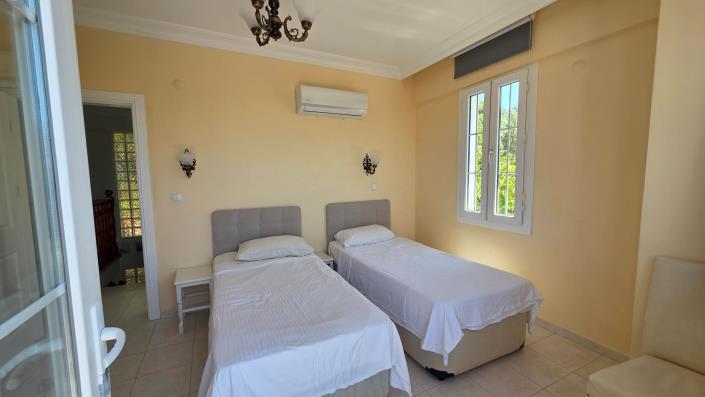 Image No.13-3 Bed Villa for sale