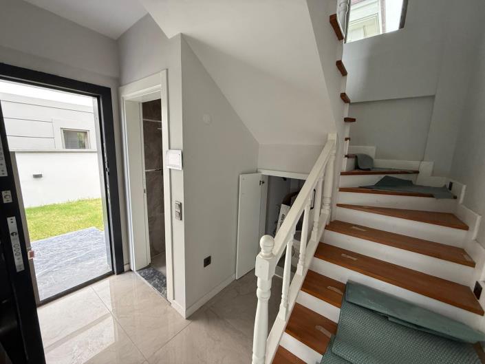 Image No.12-4 Bed Villa for sale