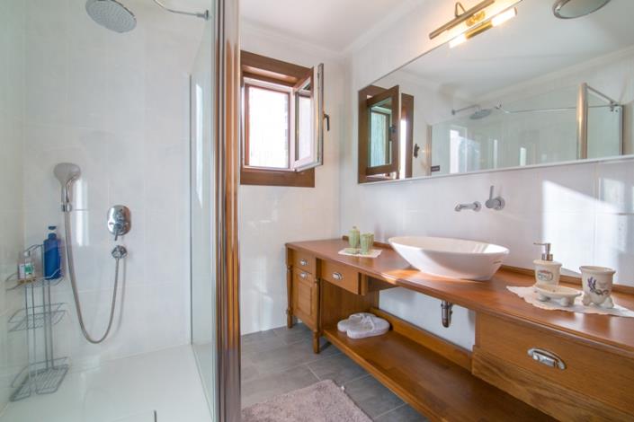 Image No.23-5 Bed Villa for sale