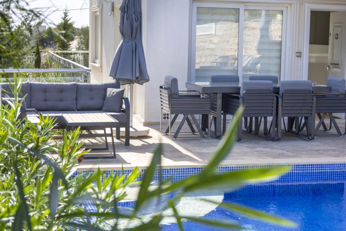 Image No.15-3 Bed Apartment for sale