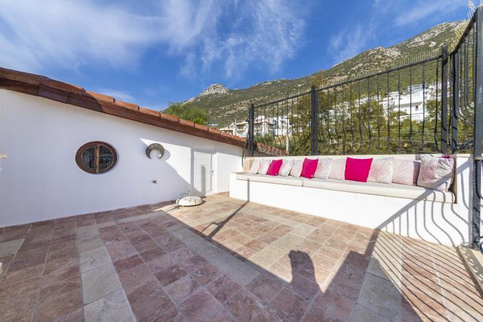 Image No.15-2 Bed Apartment for sale