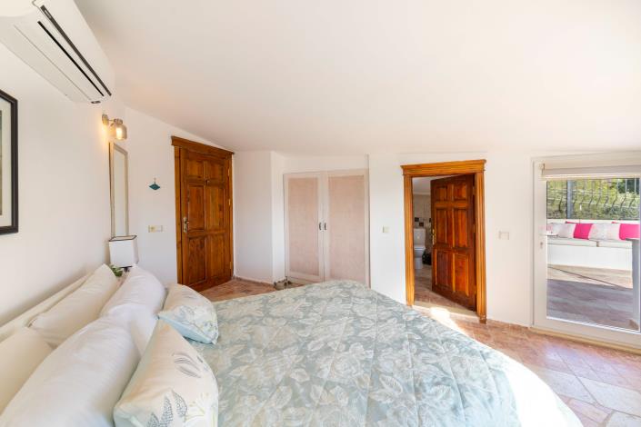 Image No.30-2 Bed Apartment for sale