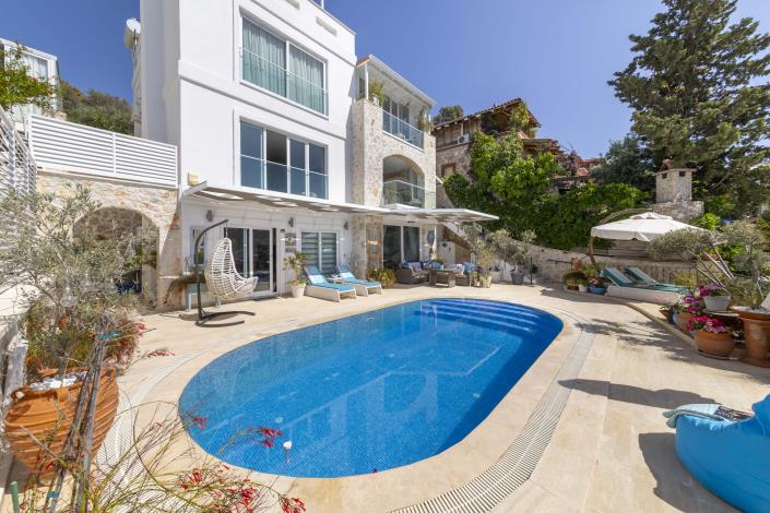 Image No.3-4 Bed Villa for sale