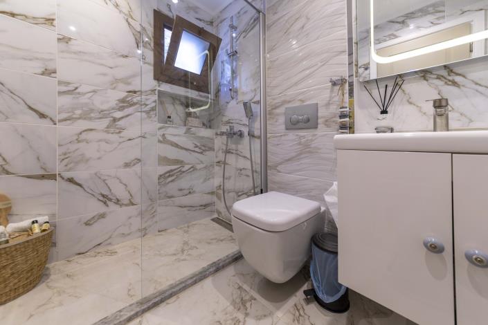 Image No.56-4 Bed Villa for sale