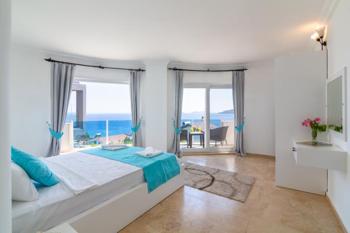 Image No.21-4 Bed Villa for sale