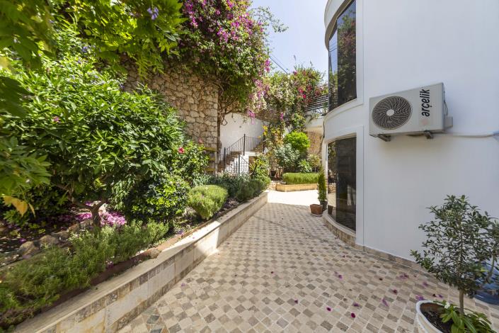 Image No.22-5 Bed Villa for sale