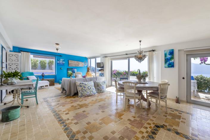 Image No.28-5 Bed Villa for sale