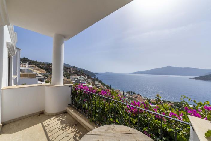 Image No.18-5 Bed Villa for sale