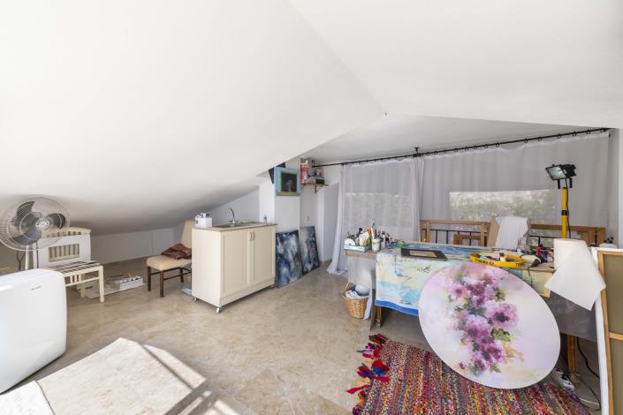 Image No.44-5 Bed Villa for sale