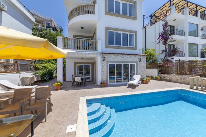 Image No.8-4 Bed Villa for sale