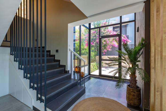 Image No.12-5 Bed Villa for sale