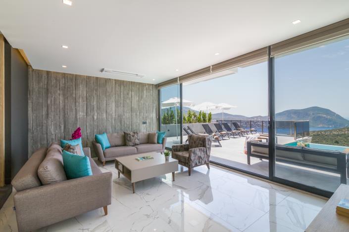 Image No.17-5 Bed Villa for sale