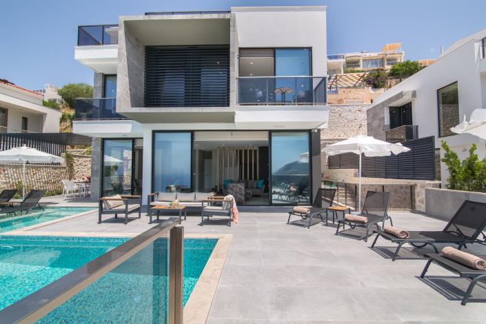 Image No.10-5 Bed Villa for sale