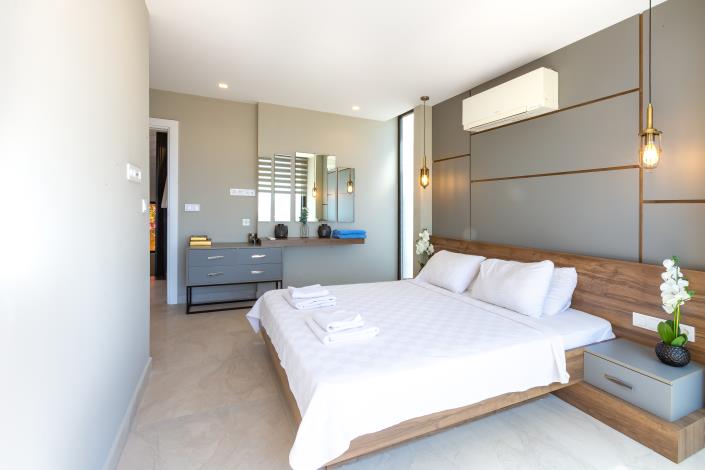 Image No.28-5 Bed Villa for sale