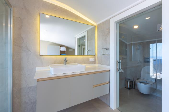 Image No.45-5 Bed Villa for sale