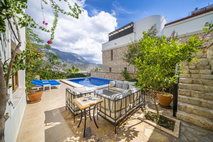 Image No.3-4 Bed Villa for sale