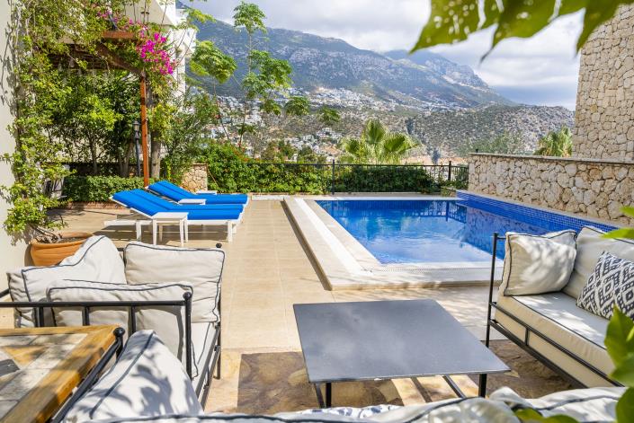 Image No.10-4 Bed Villa for sale