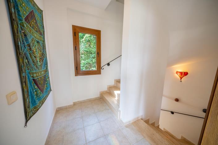 Image No.28-4 Bed Villa for sale