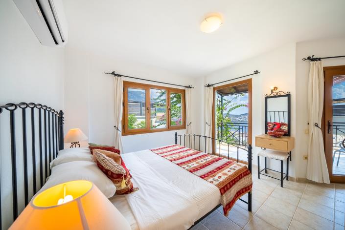 Image No.34-4 Bed Villa for sale