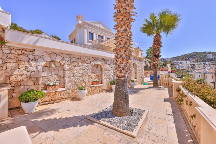 Image No.40-5 Bed Villa for sale