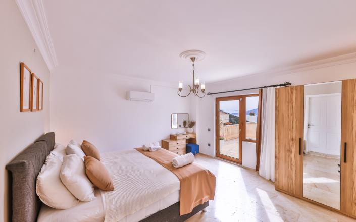 Image No.21-5 Bed Villa for sale