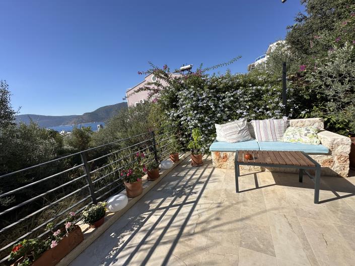 Image No.12-2 Bed Apartment for sale